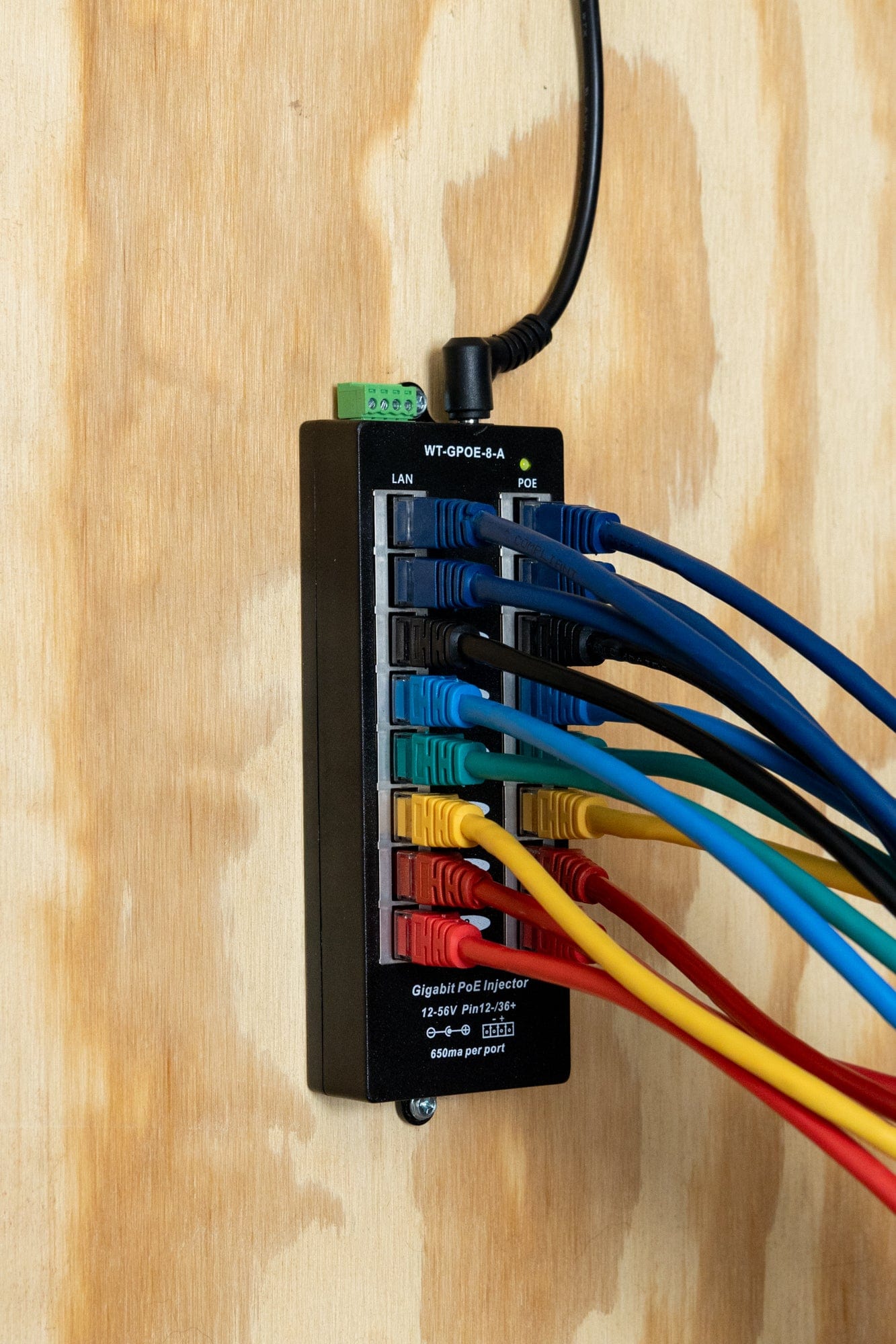 PoE Texas Injector 8-Port Gigabit, Mode A PoE Injector without Power Supply