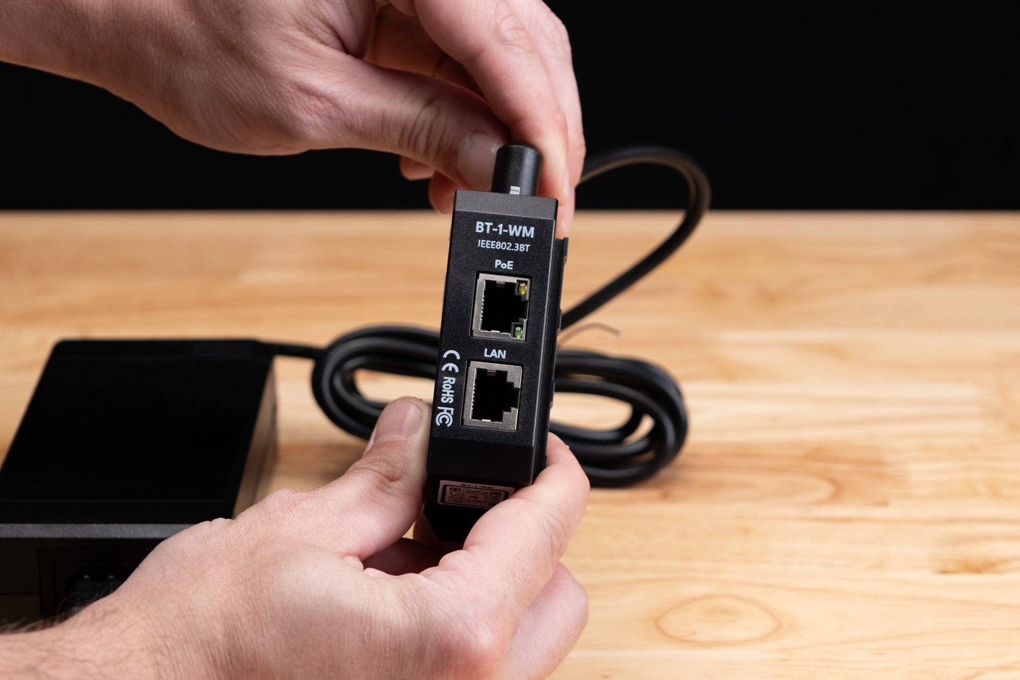 Single Port 2.5 Gigabit PoE++ (802.3bt) Injector with 56 Volt 120 Watt ...